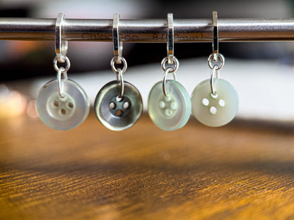 Green : Blue : Purple