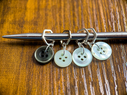 Green : Blue : Purple