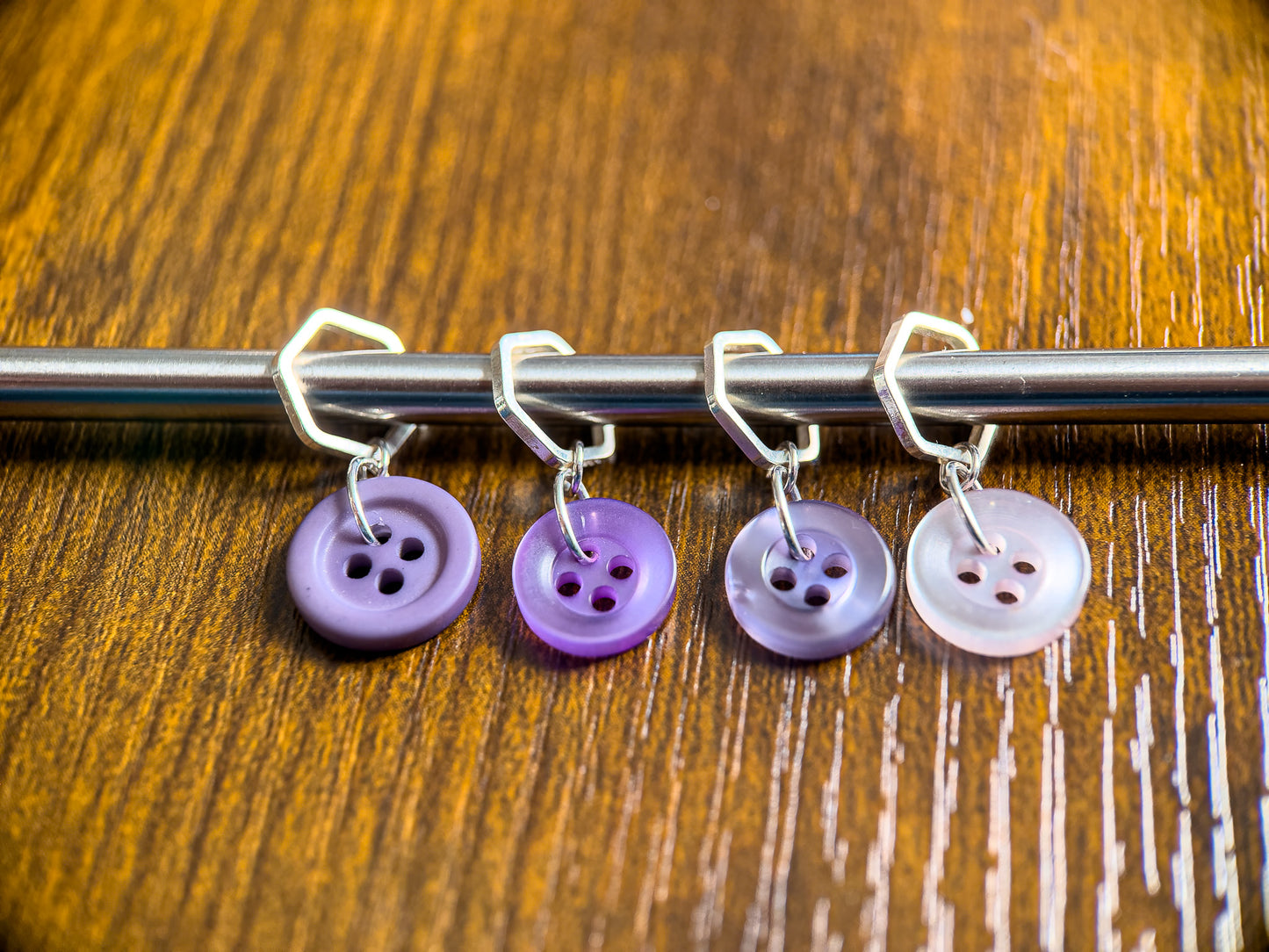 Green : Blue : Purple