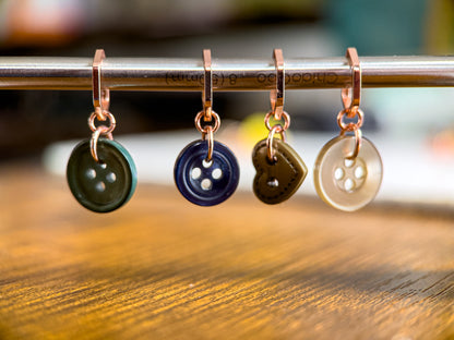 Green : Blue : Purple