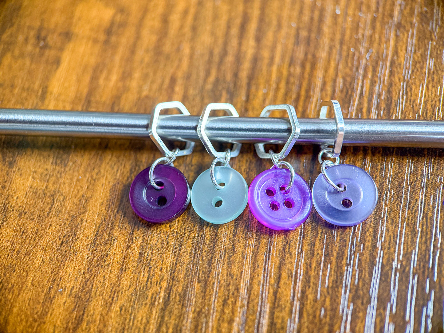 Green : Blue : Purple