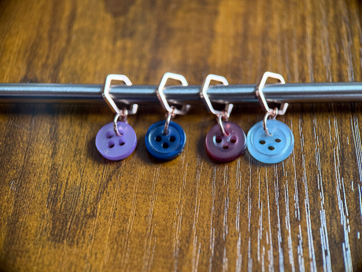 Green : Blue : Purple