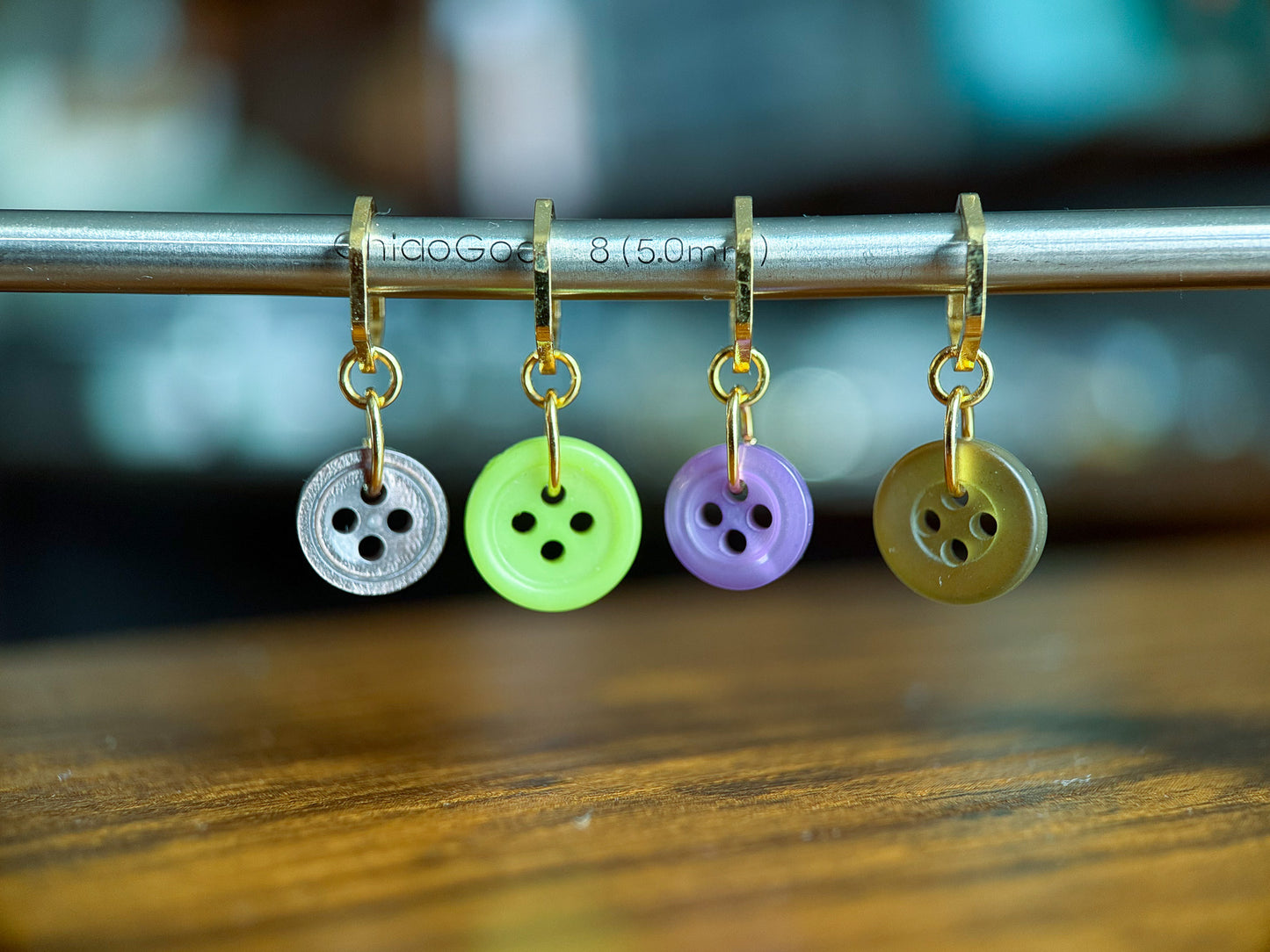 Green : Blue : Purple